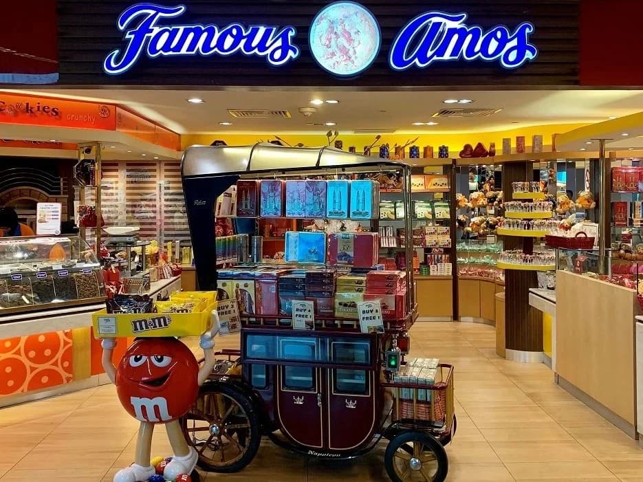 Famous Amos（フェイマス・エイモス）のピーカンナッツ&チョコクッキー