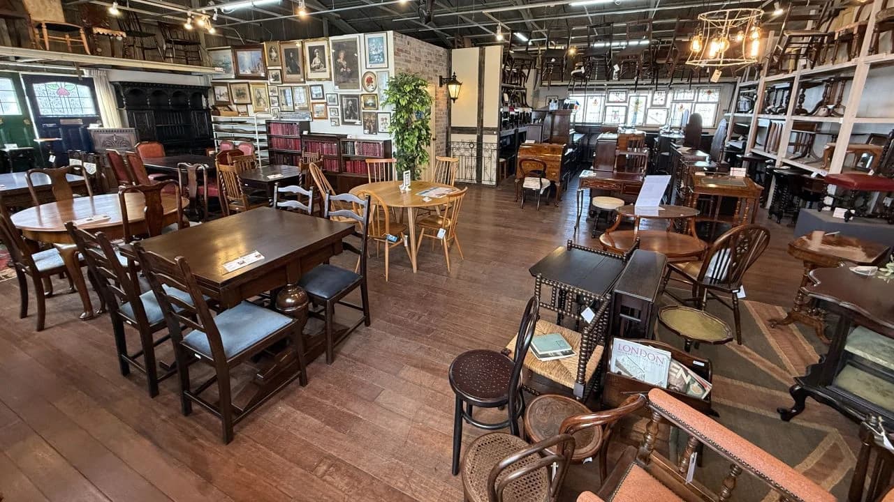 【2026年最新】ケントストア静岡本店がリニューアル!英国アンティークの世界へ