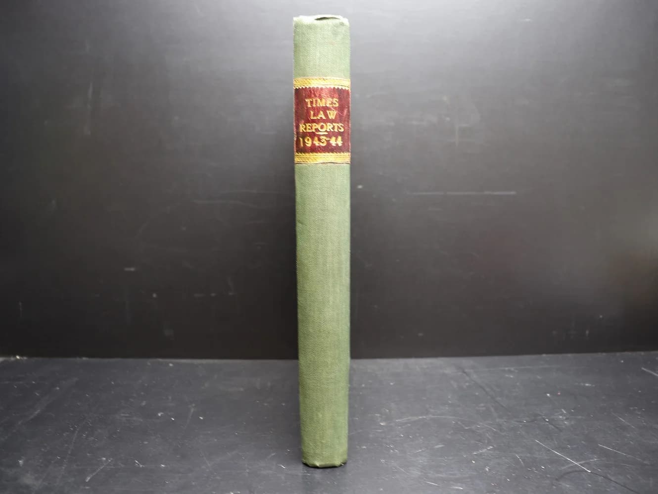 古書｜TIMES LAW REPORTS 1943-44 緑の背表紙 22.5×28cm