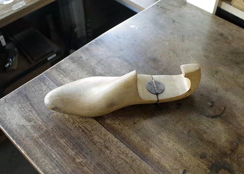 シューツリー｜木製 白木の紳士靴用 21.5cm