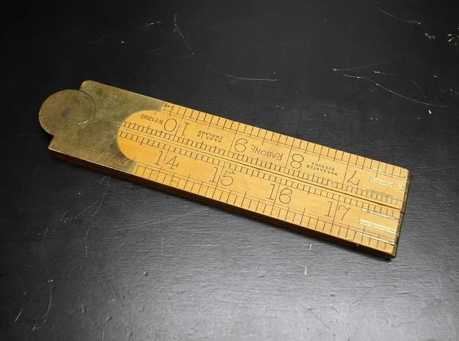 ルーラー|木と真鍮・1960年代 スライド式の計算尺 16.7cm