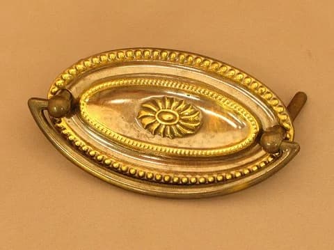 オーバルプレートハンドル｜真鍮 菊花の楕円座金 8.6×4.9cm