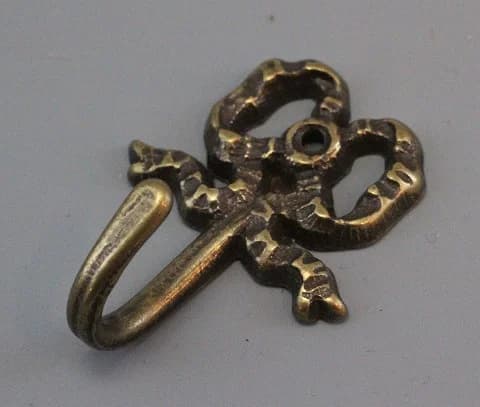 リボンフック｜ブロンズ リボン結びの意匠 4.2cm