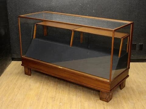 ショーケース|マホガニー材・1930年代 三面ガラスのカウンター型 幅150cm