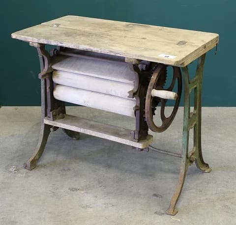リンガー｜1930年代 洗濯物の絞り機 幅88cm