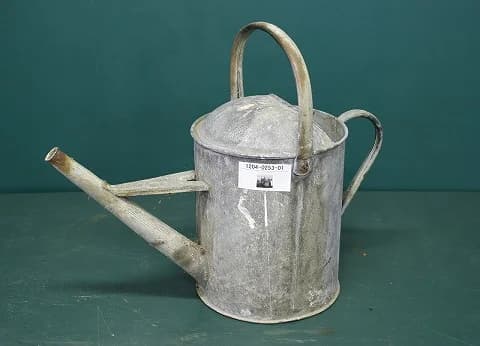 ウォータリングポット｜ブリキ・1950年代 52cm