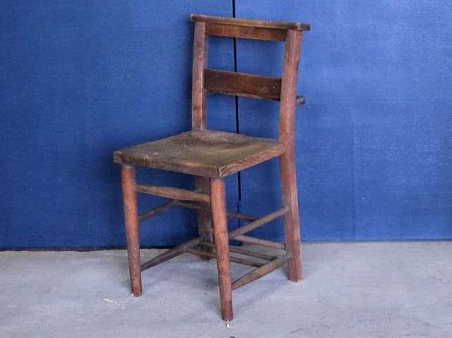 チャーチチェア｜エルム材・1920年代 教会由来の名作椅子