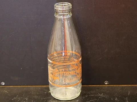 ミルクボトル｜1970年代 FRESH MILK の背高瓶 21.5cm
