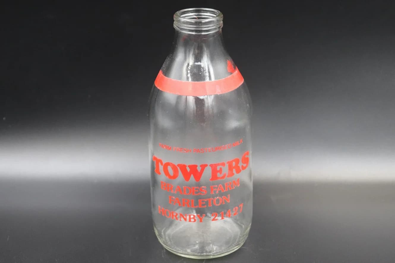 ミルクボトル｜1970年代 TOWERS BRADES FARM 19cm