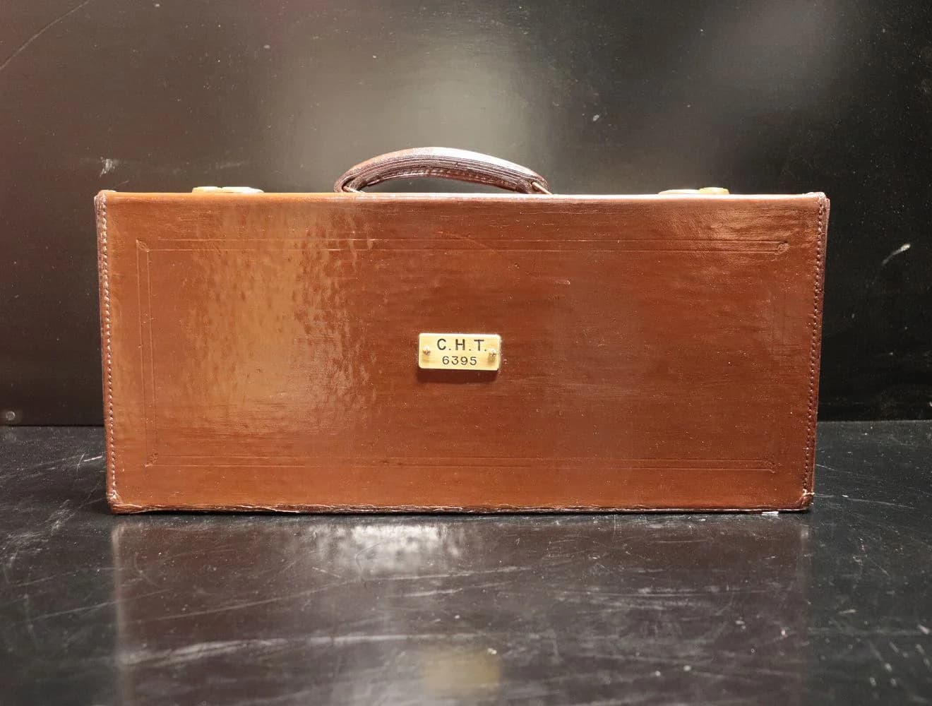 トランク|レザー・1930年代 薄型の細長いケース 46×23cm