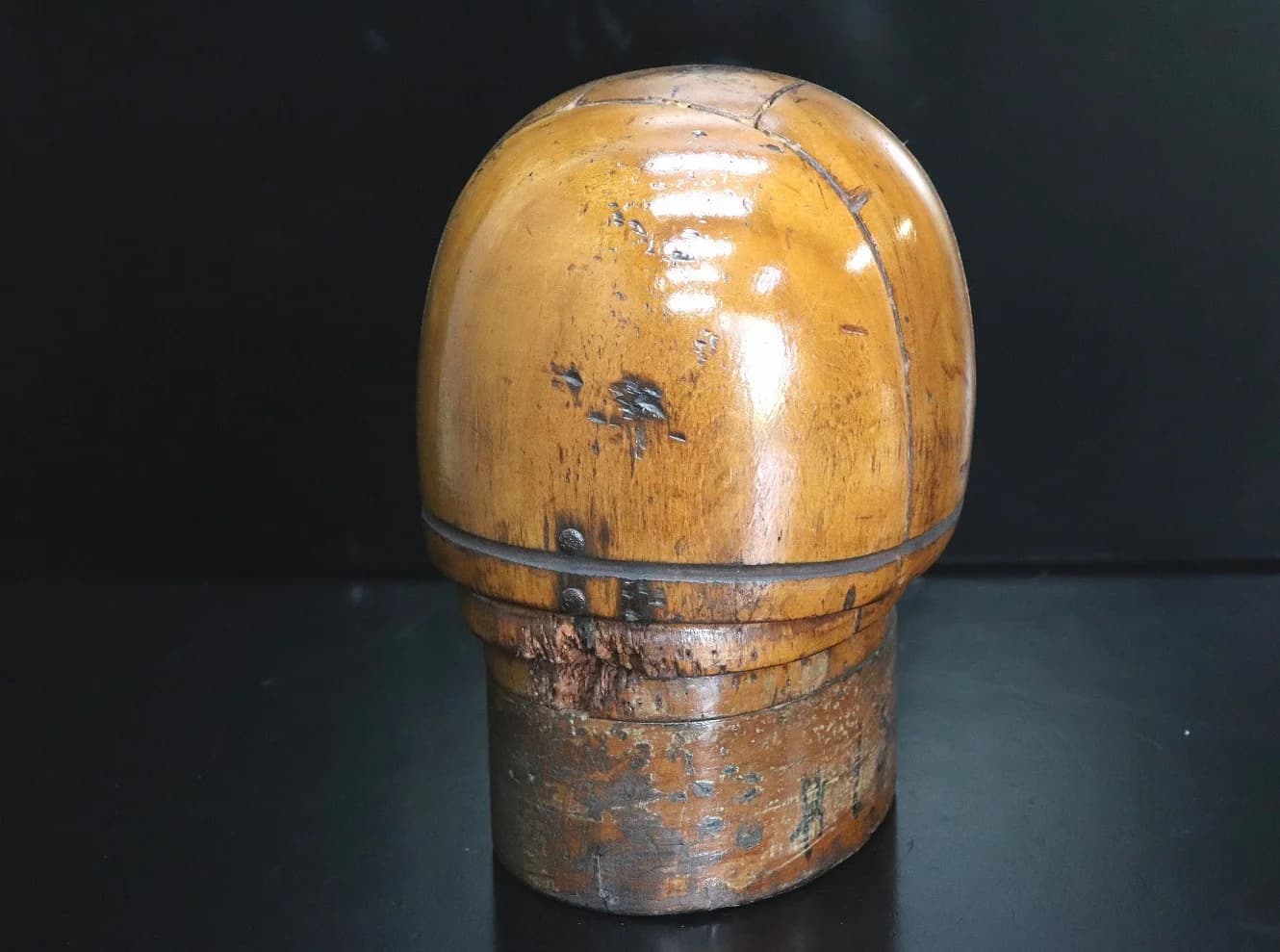 ハットブロックス｜木製・1930年代 縦長のクラウン型 高さ30cm