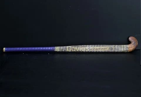 ホッケースティック｜ビーチ材・1960年代 紫のグリップ Davies 87cm
