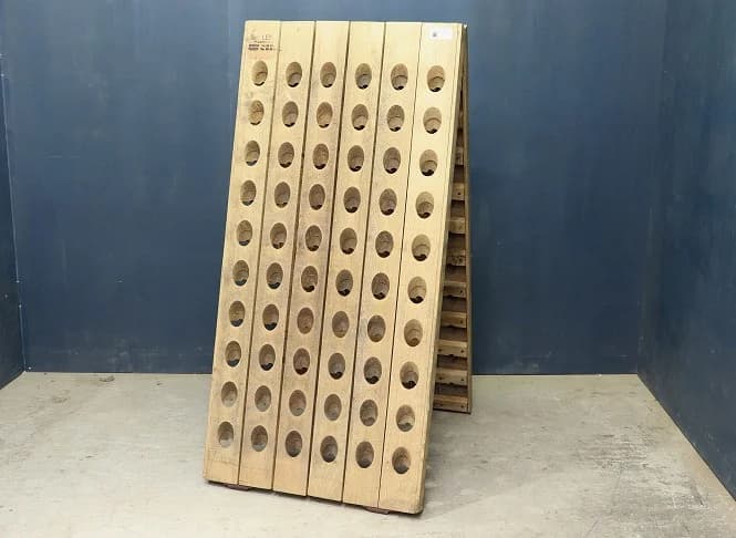 ボトルラック|オーク材・1930年代 傾斜棚のワインラック 72×147cm