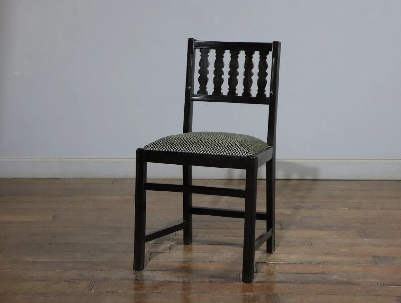 ダイニングチェア|オーク材・エルム材・1950年代 オールドコロニアル ERCOL(アーコール)