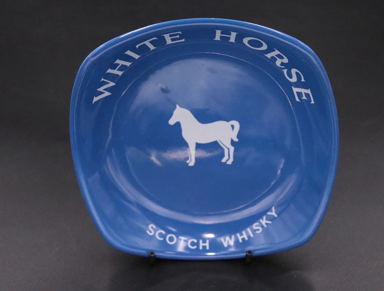 アッシュトレイ｜セラミック・1970年代 WHITE HORSE の白馬 14cm