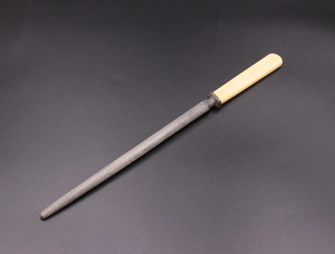 ナイフシャープナー｜スチール・1960年代 丸棒やすり 30cm
