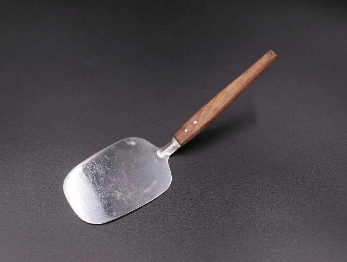 フードサーバー｜デンマーク製 木柄のヘラ 20.5cm