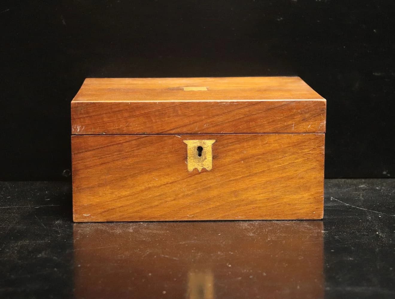 ポータブルデスク｜ウォルナット材・1930年代 木目の美しい小型 26×22cm