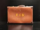トランク｜レザー・1930年代 「E.G.M.」の箔押し simpax 51×35cm