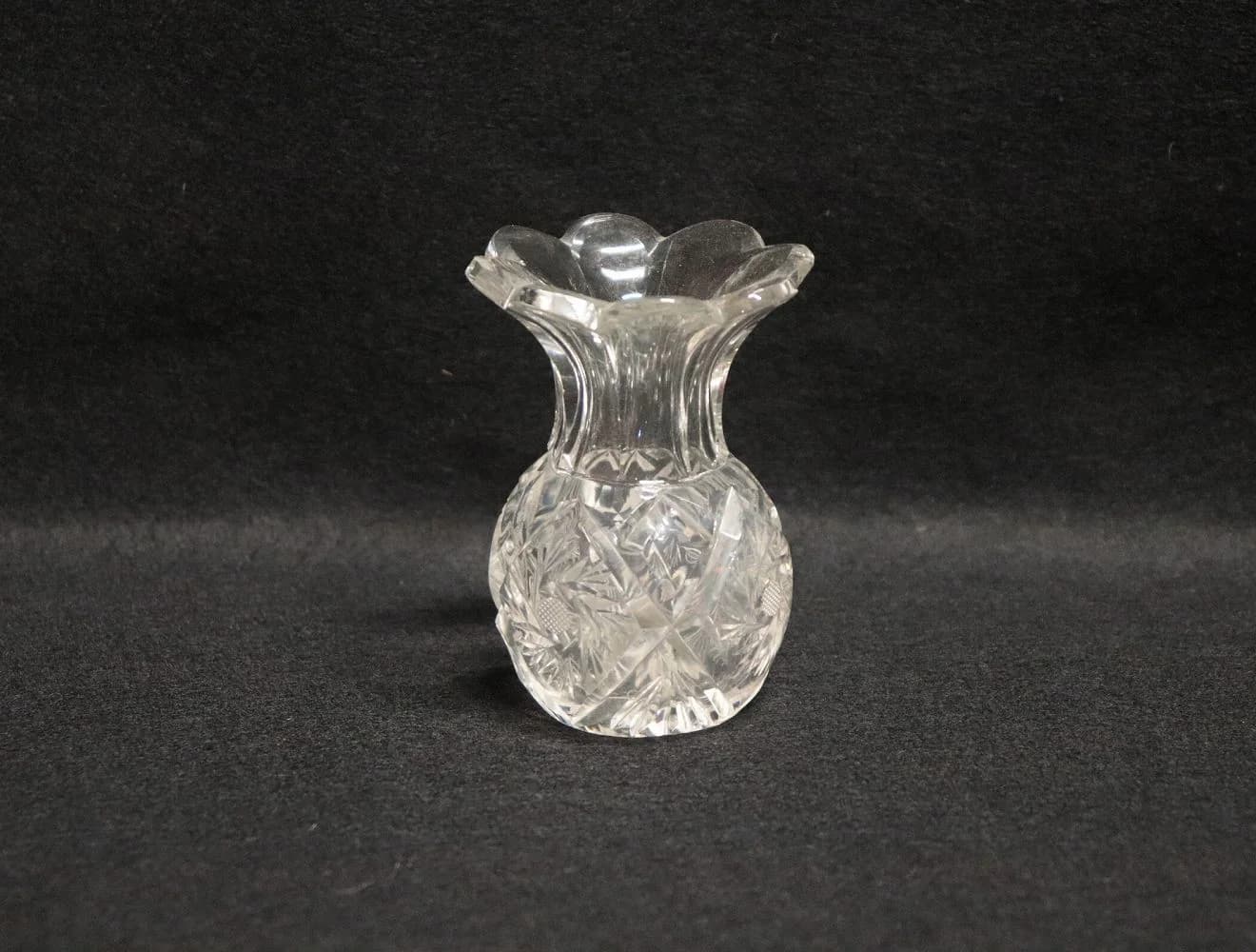 フラワーベース｜ガラス・1970年代 花の形の口 9cm