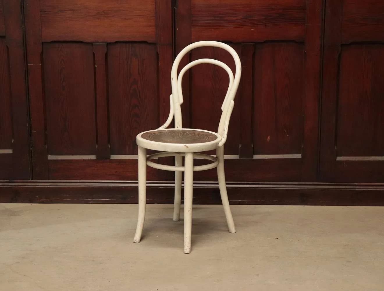 ベントウッドチェア｜ブナ材・1930年代 曲木の名作 THONET（トーネット）