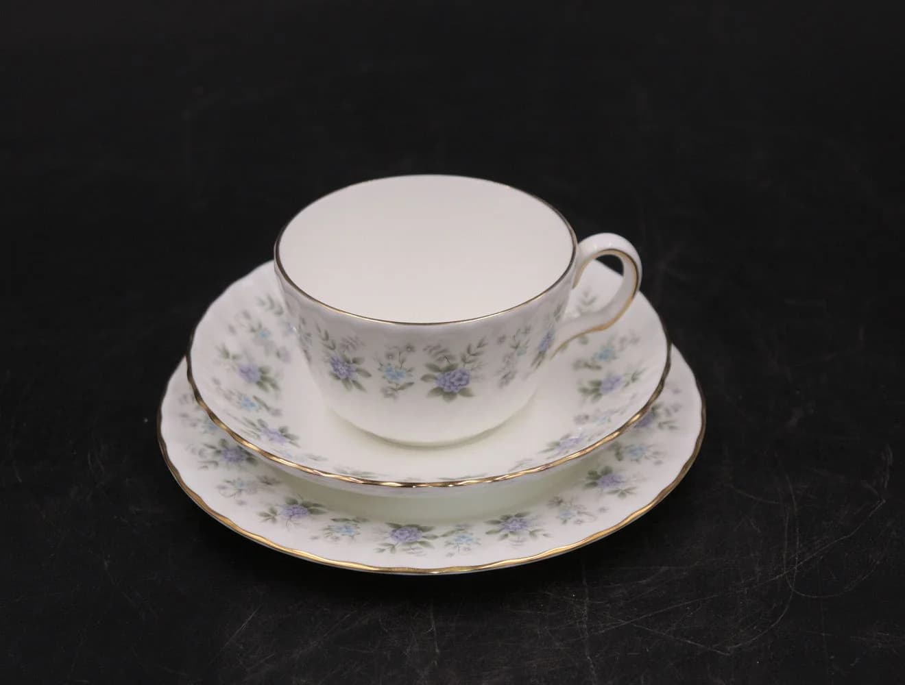 カップ&ソーサー|アルパインスプリングのトリオ Minton(ミントン)