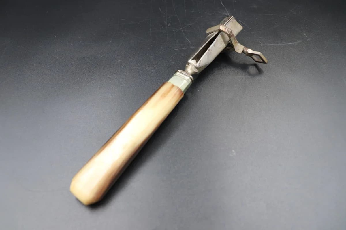 ラムボーンホルダー｜1930年代 珍しいテーブルウェア 21cm