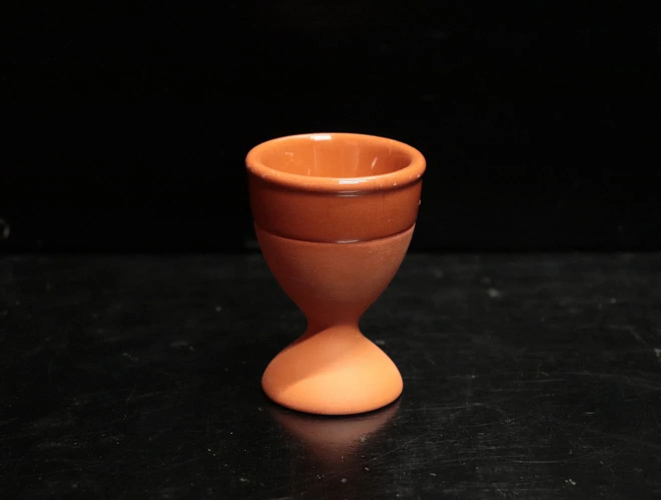 エッグスタンド｜陶器・1980年代 テラコッタ色の8cm