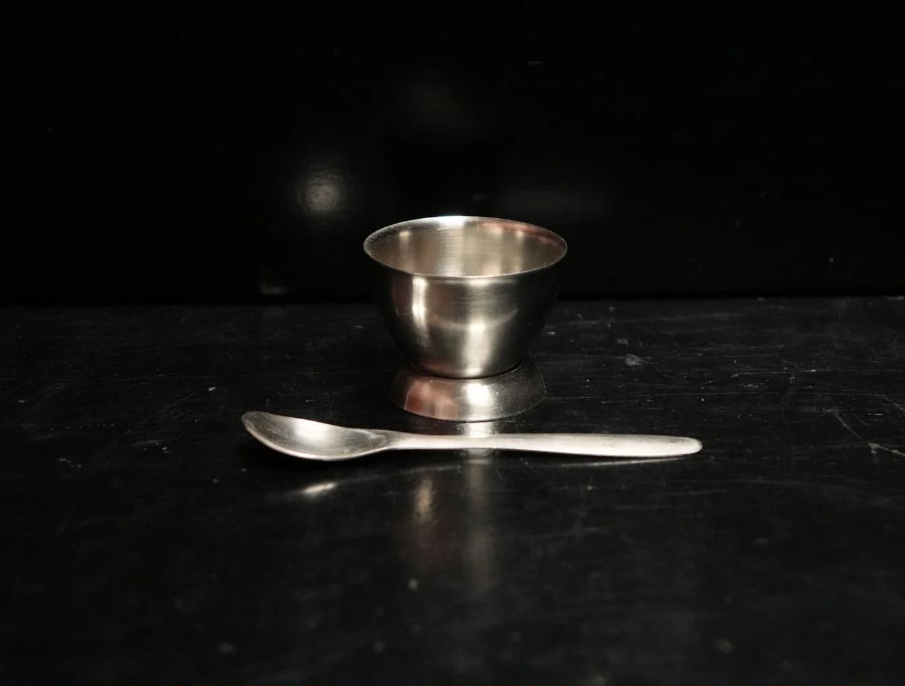 エッグスタンド|ステンレス スプーン付き 4.8cm
