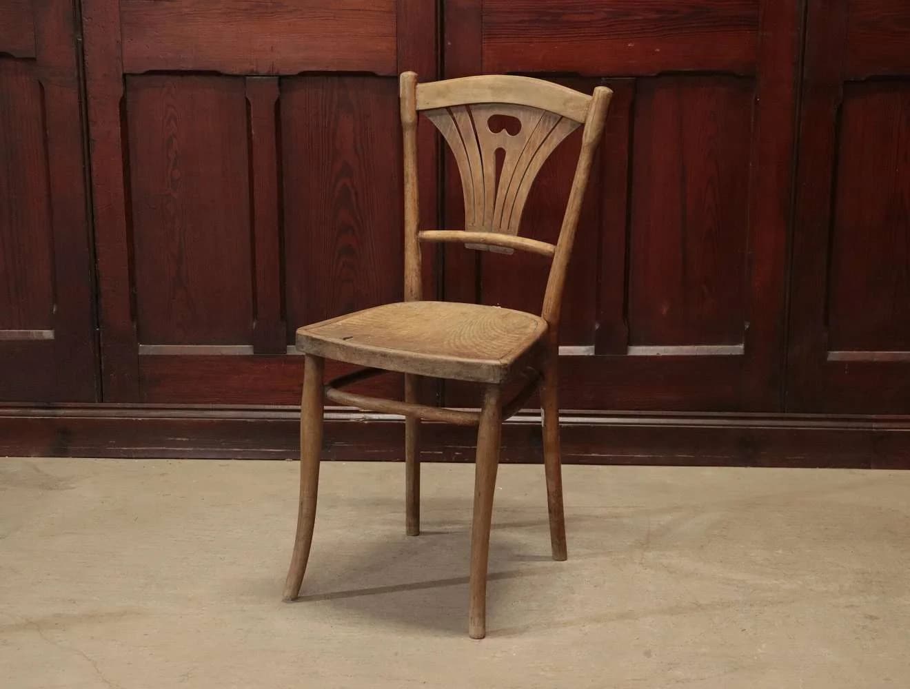 ベントウッドチェア｜ブナ材・1930年代 本家の曲木椅子 THONET（トーネット）