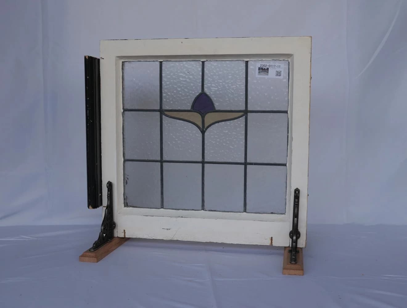 ステンドグラス｜1930年代 格子と中央の紫の蕾 52.5×50.5cm