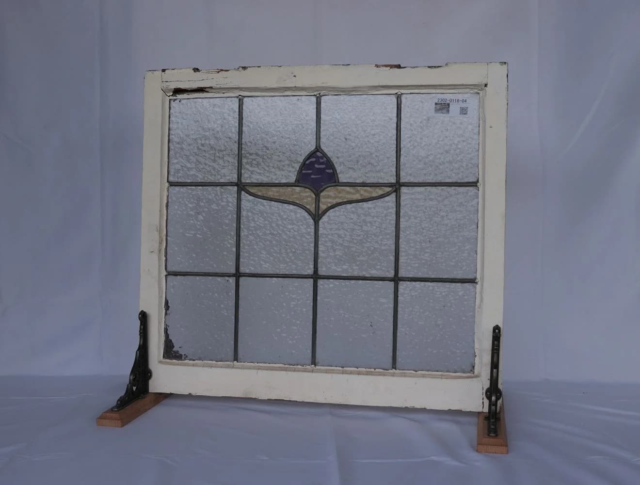 ステンドグラス｜1930年代 格子と紫の蕾・扇の葉 64.5×58.5cm