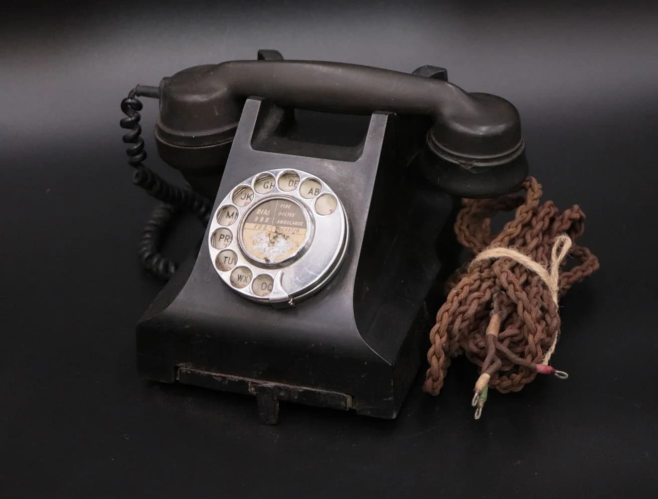 電話｜1930年代 ダイヤル式の黒電話 26cm