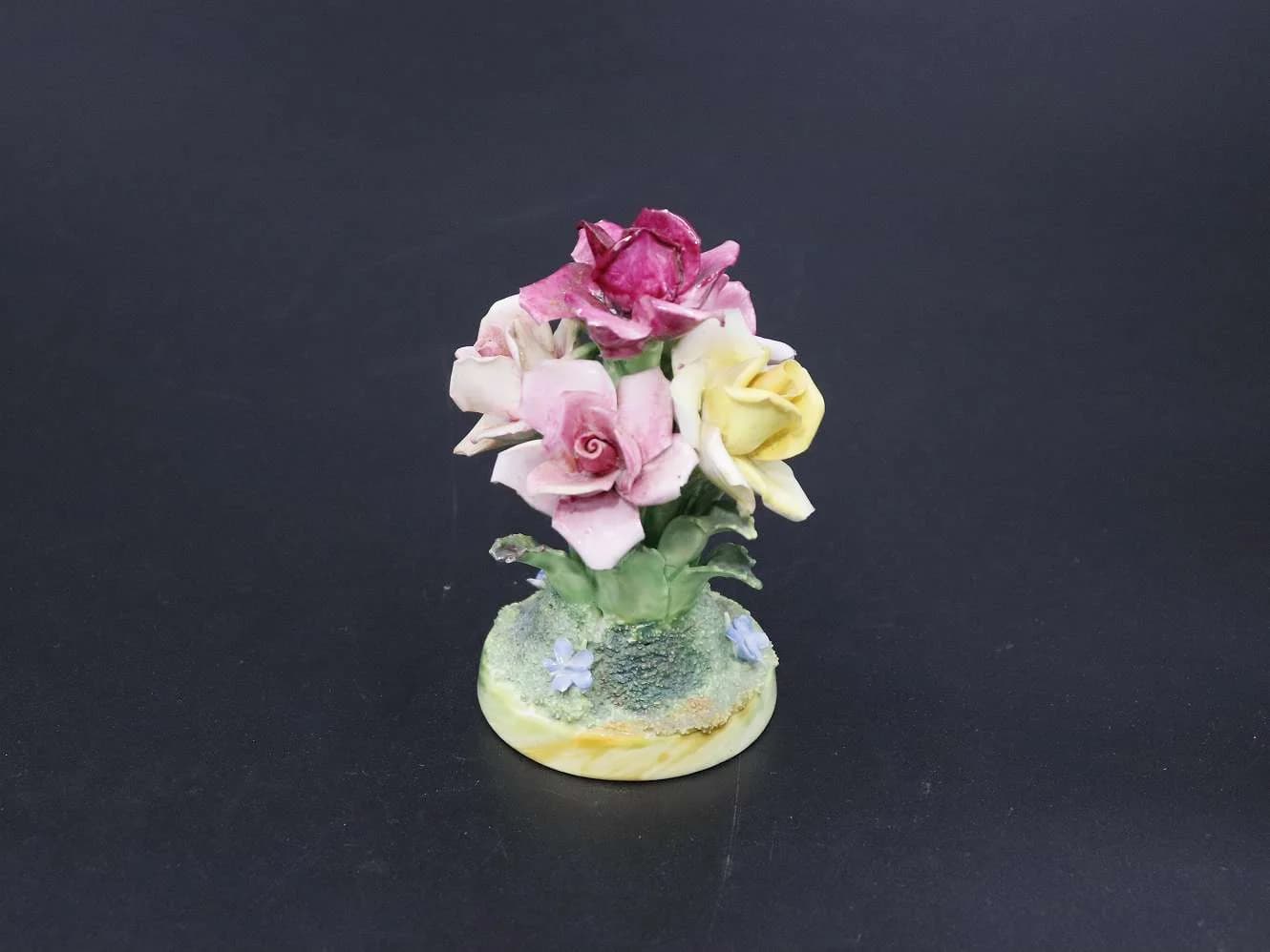 オブジェ｜ボーンチャイナ・1920年代 陶製の花束 CROWN STAFFORDSHIRE