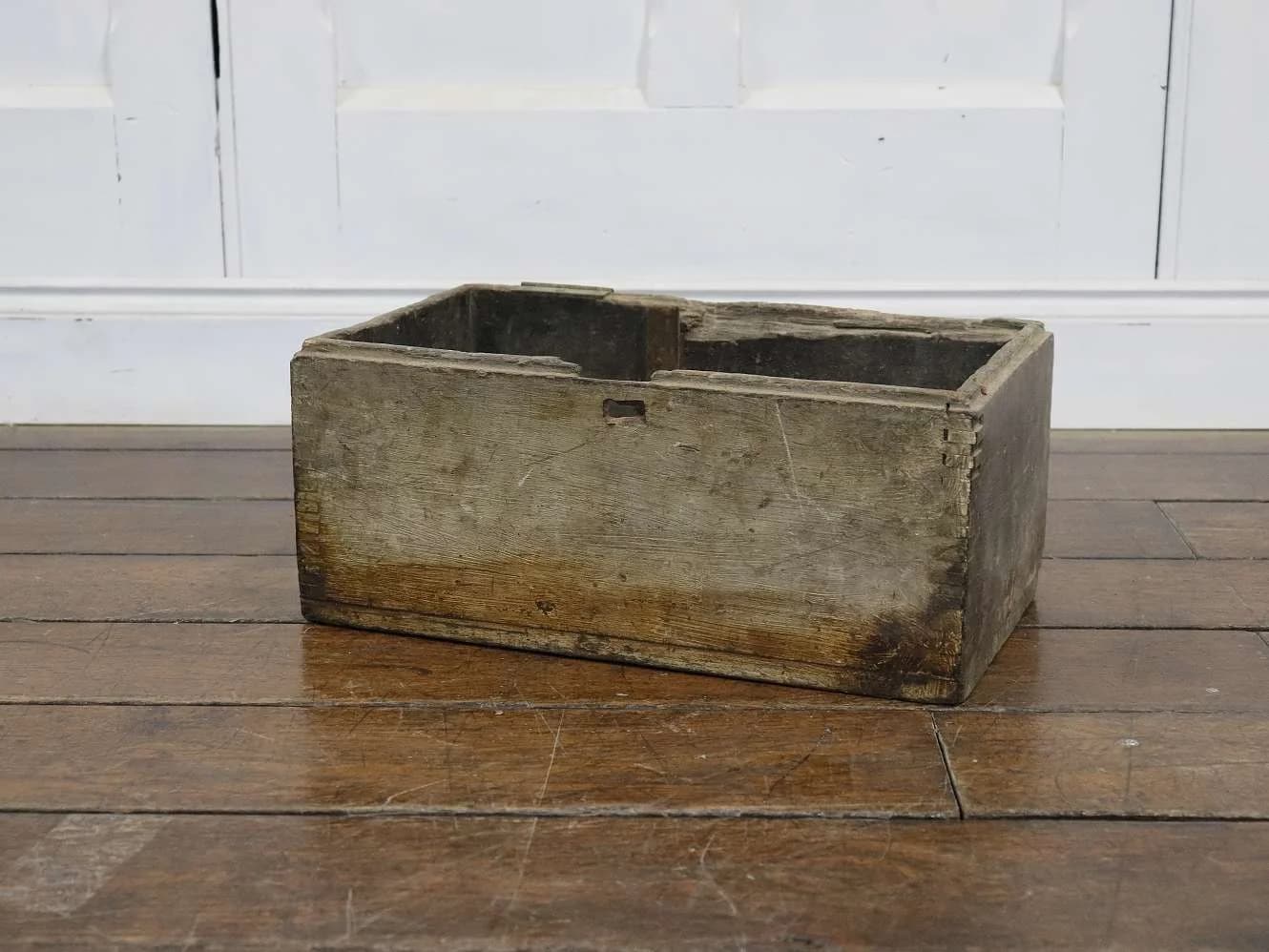 ウッドボックス|1920年代 仕切りの跡が残る木箱 39×17cm