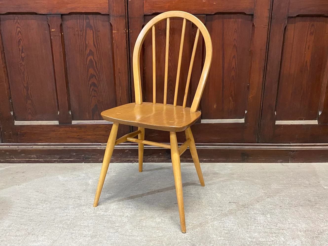 フープバックチェア｜ブナ材・エルム材・1960年代 ミッドセンチュリーの名作椅子 ERCOL（アーコール）