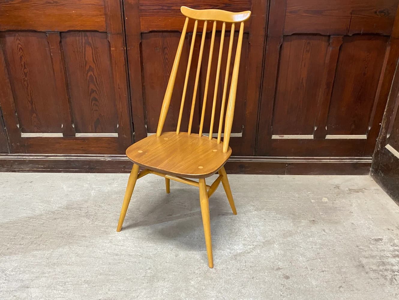 ゴールドスミス チェア｜ブナ・エルム材・1960年代 明るいハチミツ色 ERCOL（アーコール）