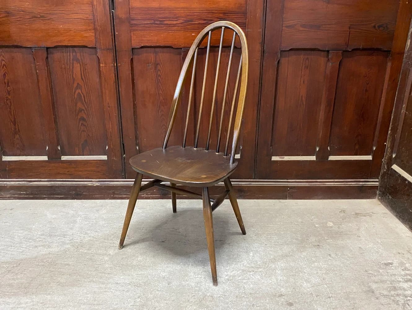 クエーカーチェア｜ビーチ材・エルム材・1960年代 ゆったり座れる一脚 ERCOL（アーコール）