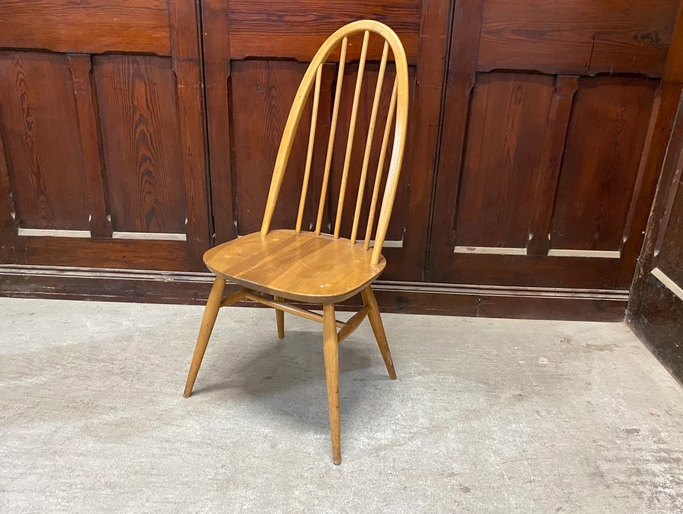 クエーカーチェア|ビーチ材・エルム材・1960年代 幅広座面のダイニングチェア ERCOL(アーコール)