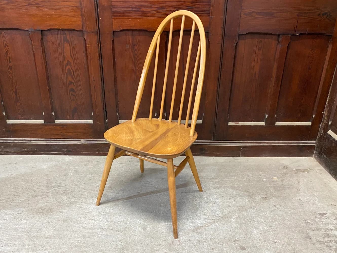 クエーカーチェア｜ビーチ材・エルム材・1960年代 スポークバックの名作椅子 ERCOL（アーコール）