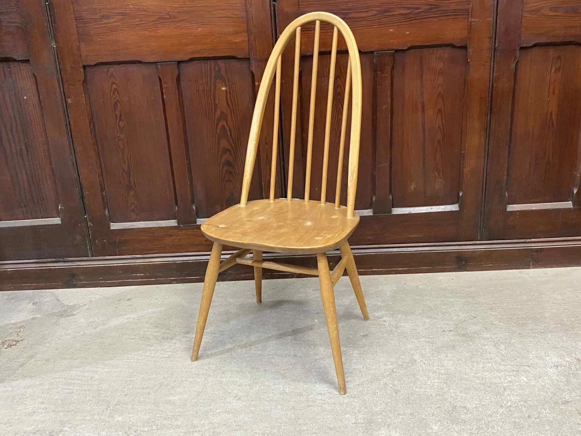 クエーカーチェア｜ビーチ材・エルム材・1960年代 フィット感あるハイバック ERCOL（アーコール）