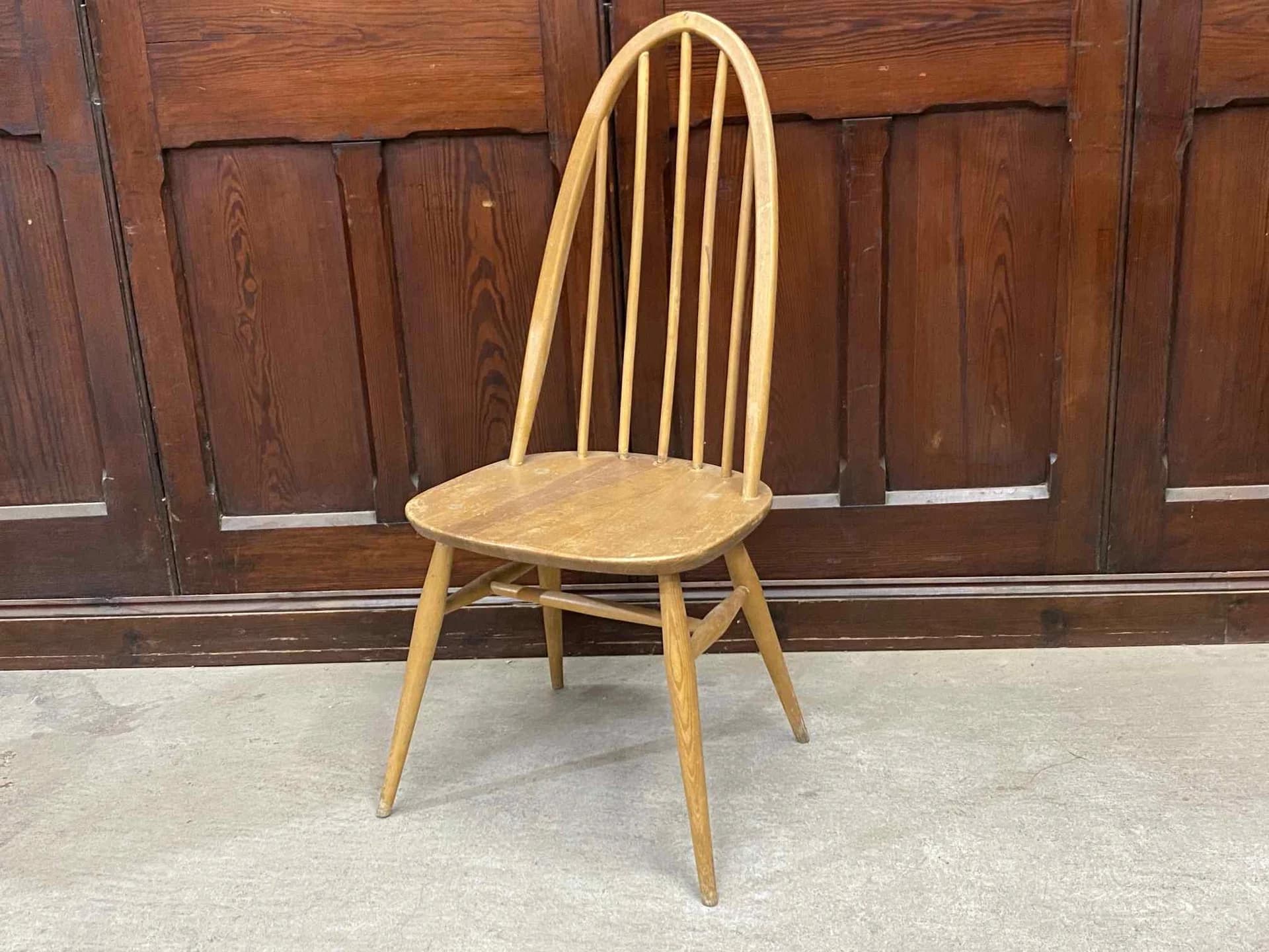 クエーカーチェア｜ビーチ材・エルム材・1960年代 ゆったり座れる一脚 ERCOL（アーコール）