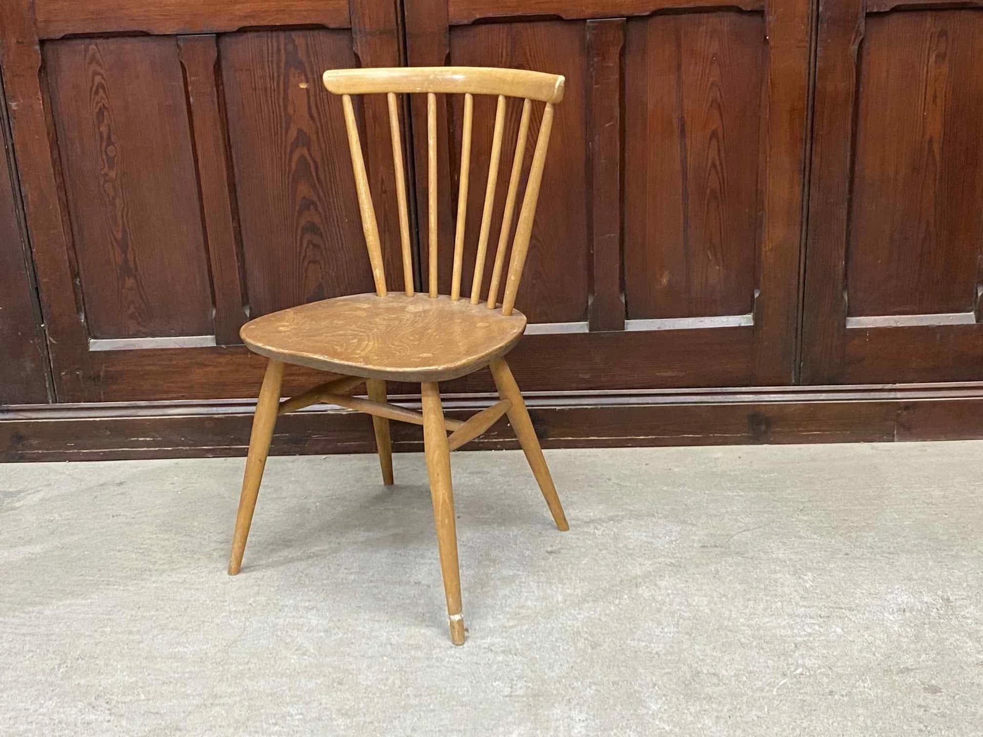ボウバックチェア｜ブナ・エルム材・1960年代 サドルシート ERCOL（アーコール）