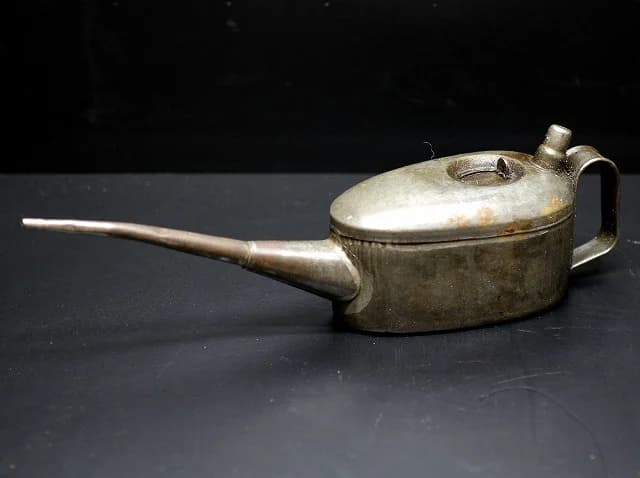 オイラー|長い注ぎ口の給油器 29cm