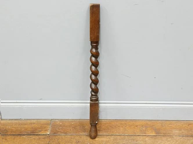 ウッドパーツ|オーク・1930年代 ねじりの長いバーリーツイスト脚 70cm