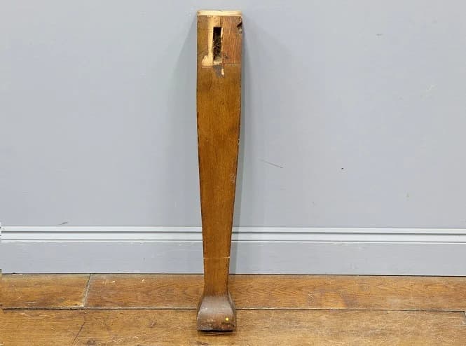 ウッドパーツ|ほぞ穴の残るテーパード角脚 9×9×65cm