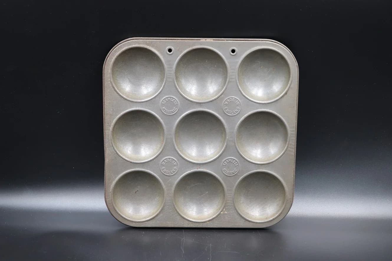 ベーキングパン|1930年代 9個取りのバンズ型 24cm