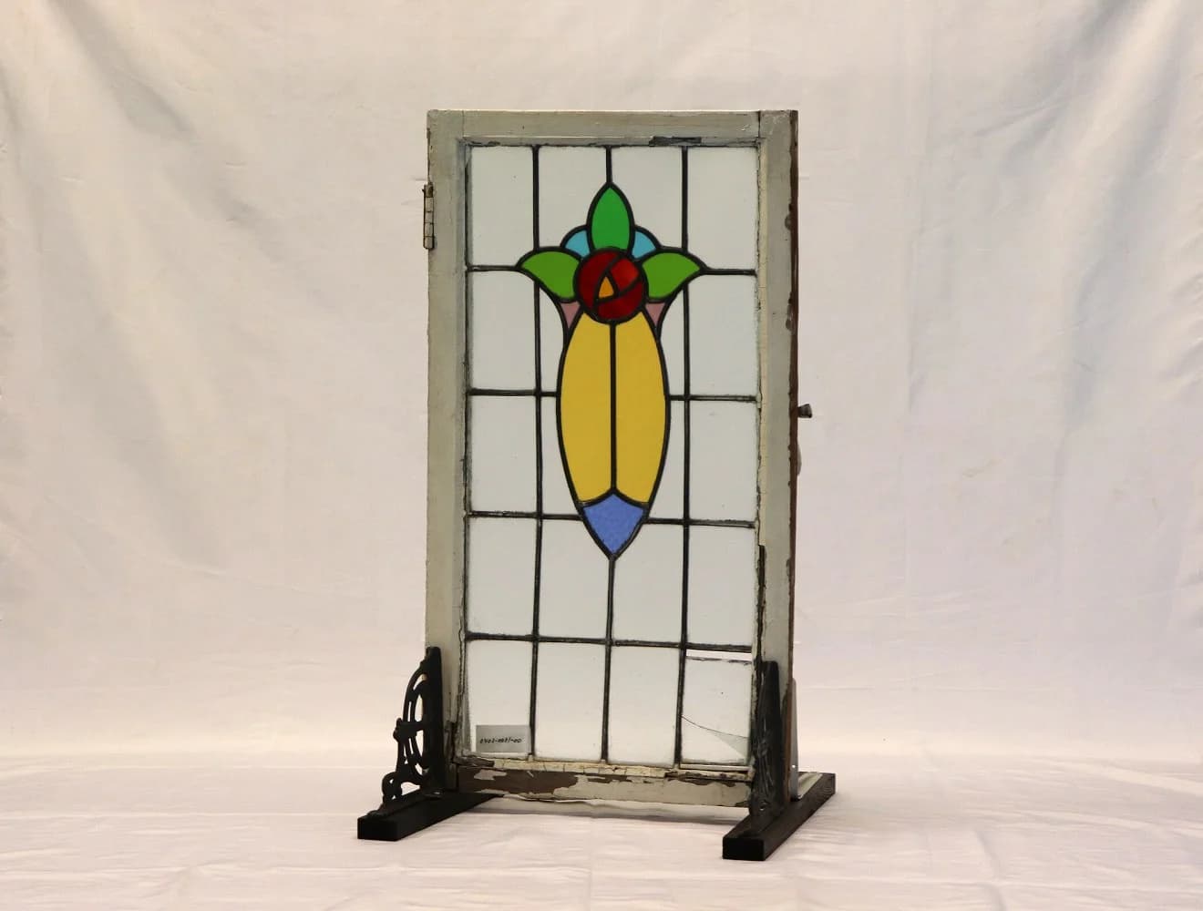 ステンドグラス|1930年代 中央に花の意匠 45×84cm