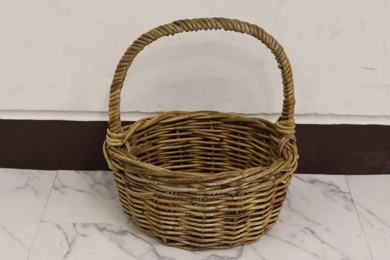 ウィッカーバスケット|1950年代 丸型に高い持ち手 30cm