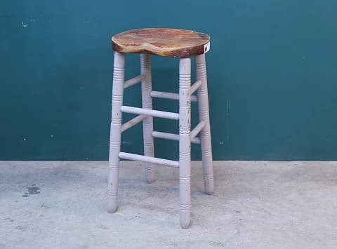 サドルハイスツール|エルム材・1930年代 白脚とサドル座面 高さ76.5cm